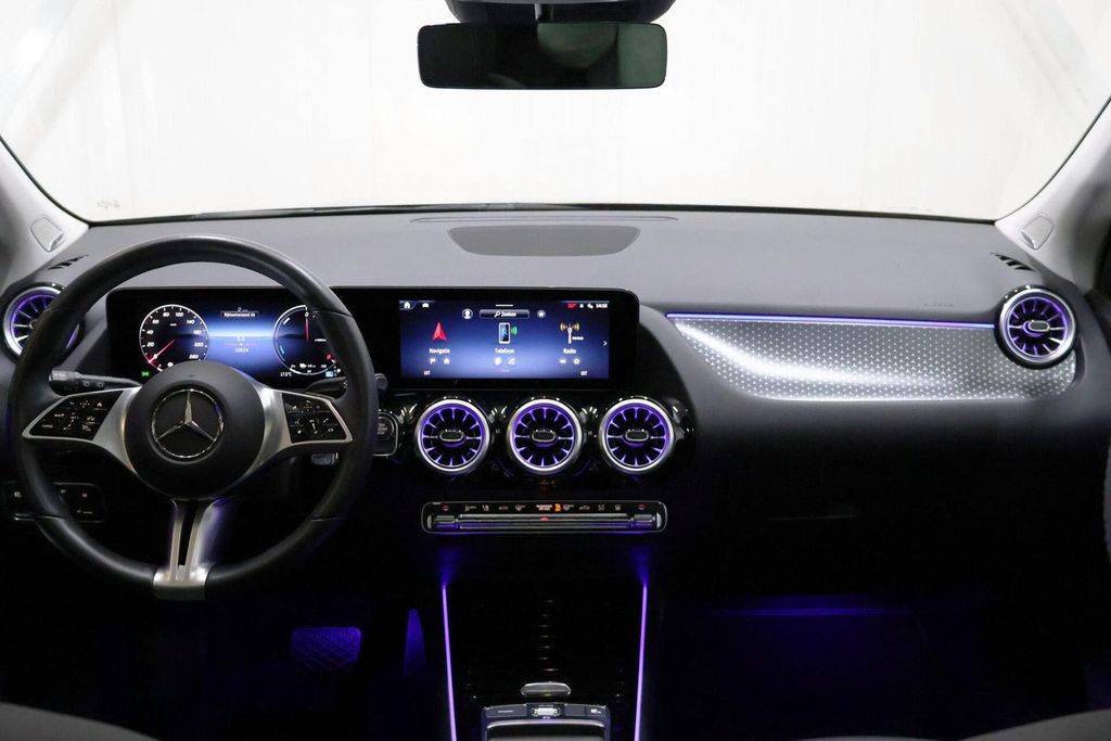 Mercedes-Benz GLA 250 2024