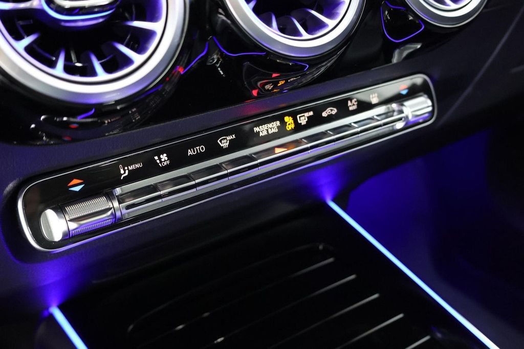 Mercedes-Benz GLA 250 2024