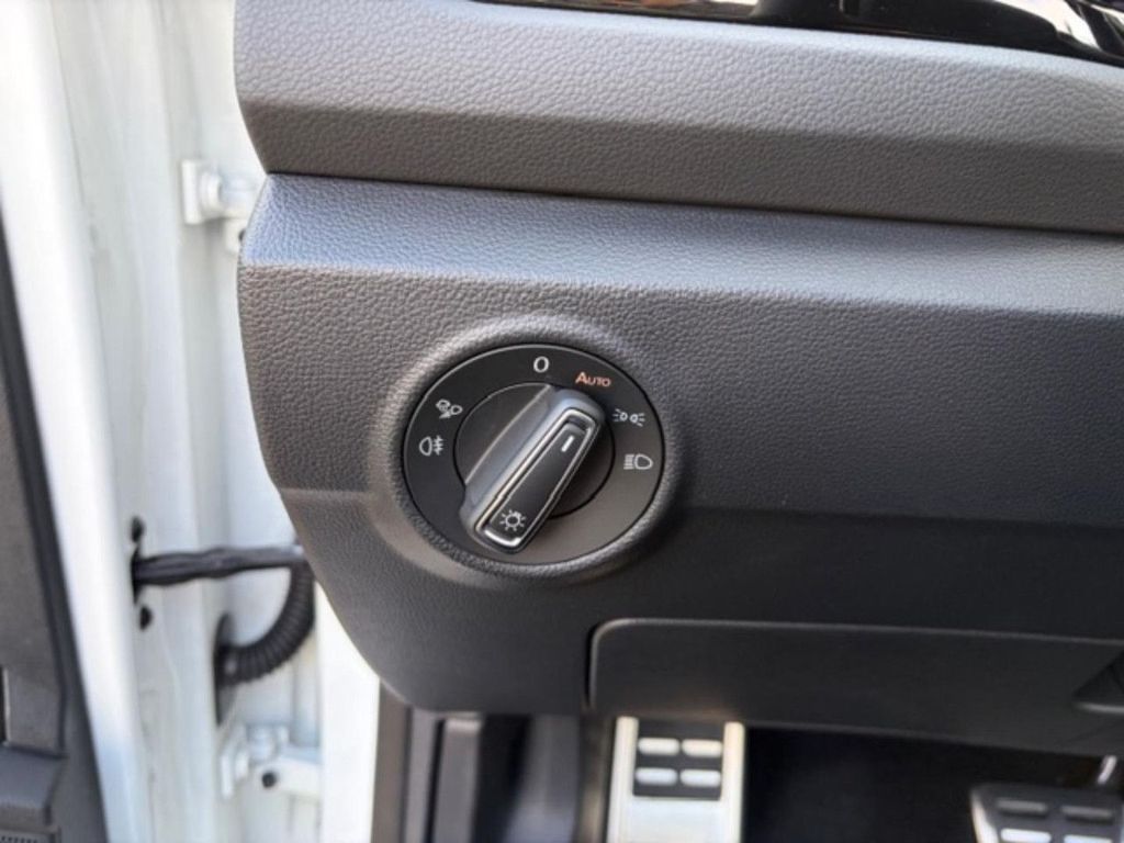 Volkswagen T-Roc 2024