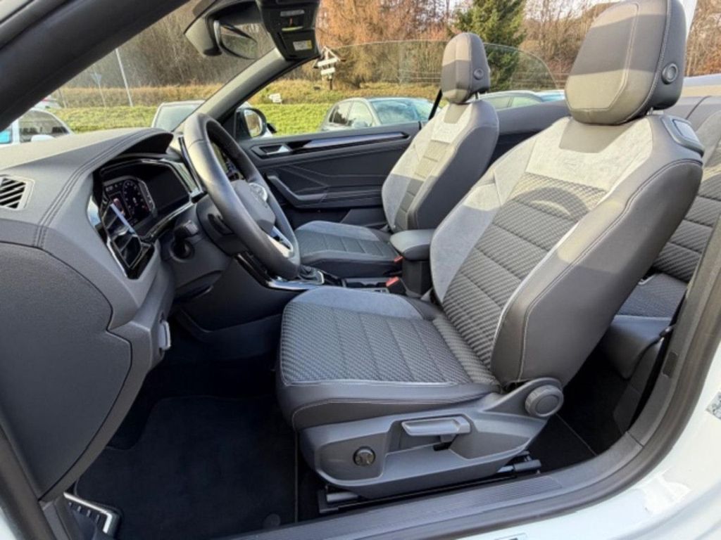 Volkswagen T-Roc 2024