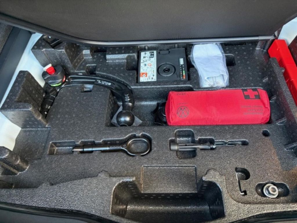 Volkswagen T-Roc 2024