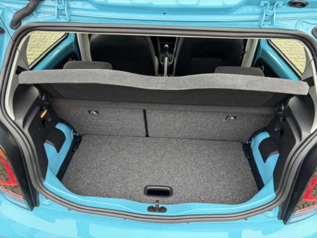 Volkswagen up! 2022