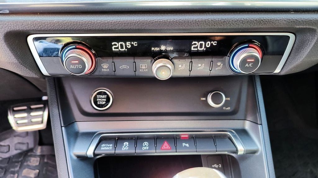 Audi Q3 2021