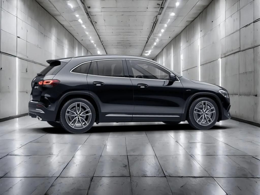Mercedes-Benz GLA 35 AMG 2021