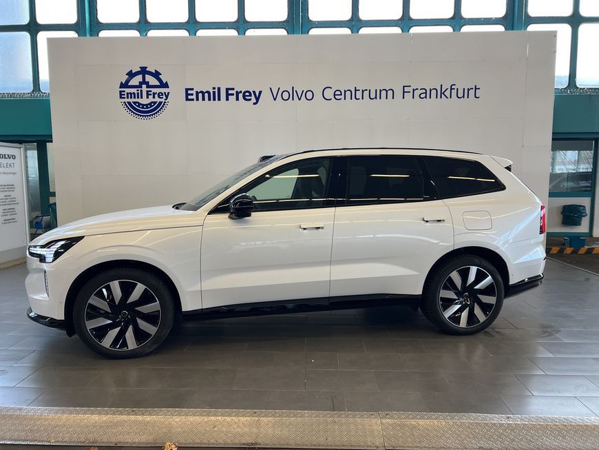Volvo EX90 2025