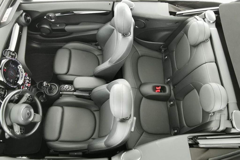 MINI Cooper Cabrio 2023