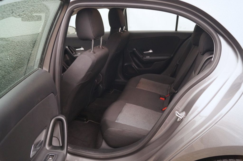 Mercedes-Benz A 160 2020