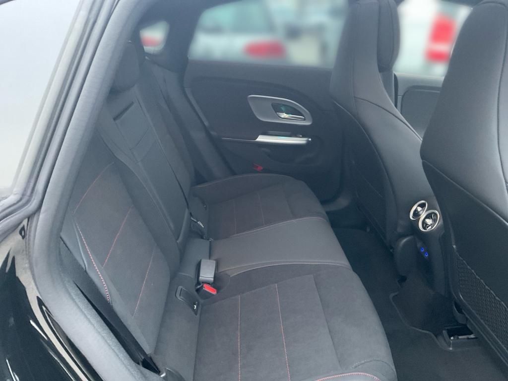 Mercedes-Benz CLA 350 2025