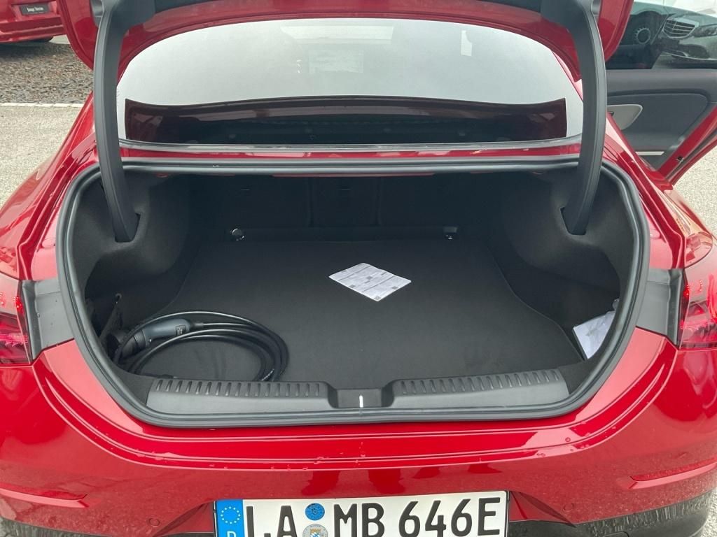 Mercedes-Benz CLA 350 2025