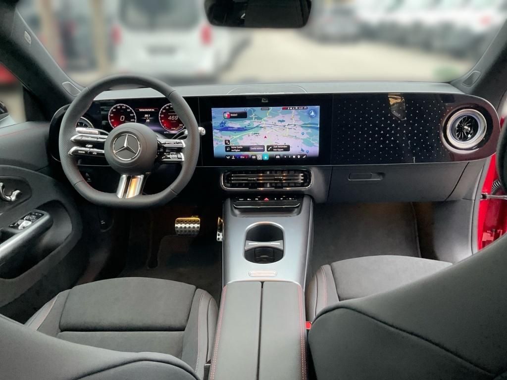 Mercedes-Benz CLA 350 2025