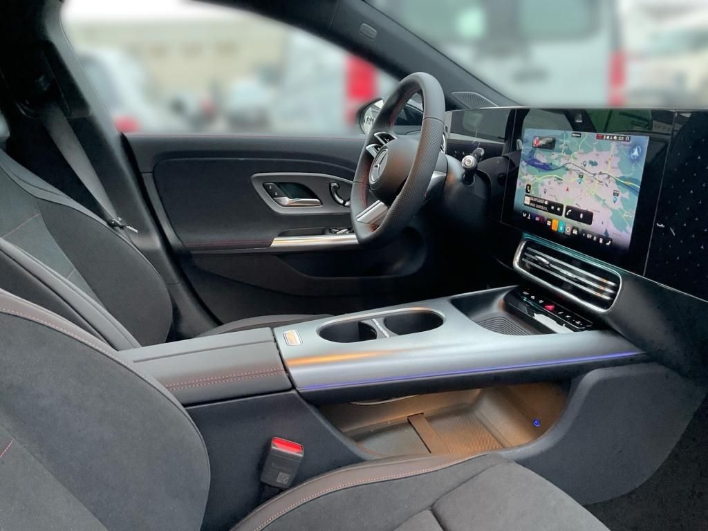 Mercedes-Benz CLA 350 2025