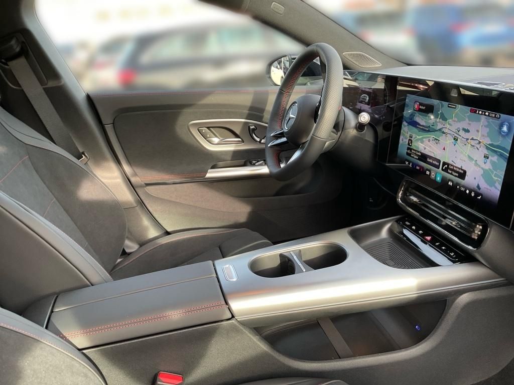 Mercedes-Benz CLA 350 2025