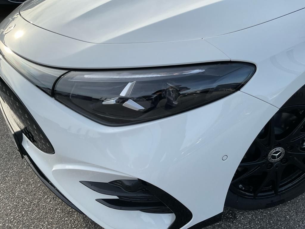 Mercedes-Benz CLA 350 2025