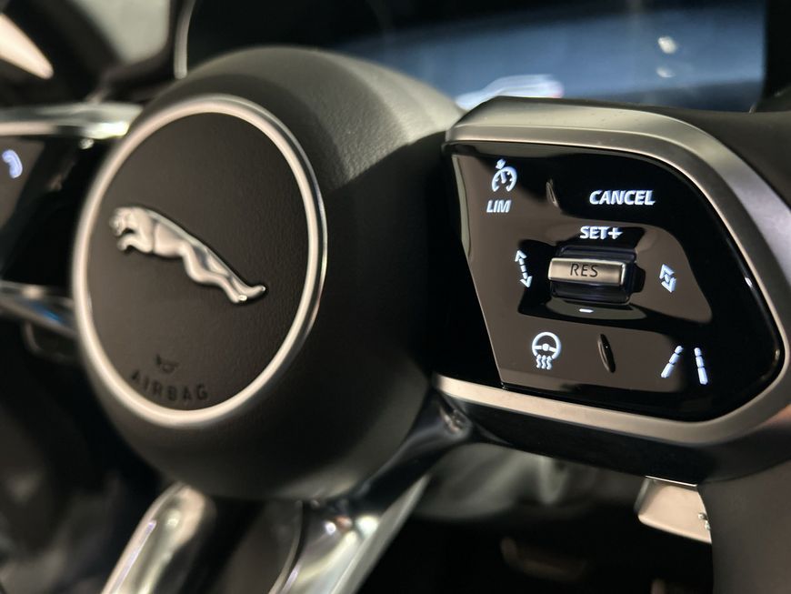 Jaguar F-Pace 2025