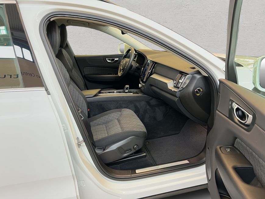 Volvo XC60 2022