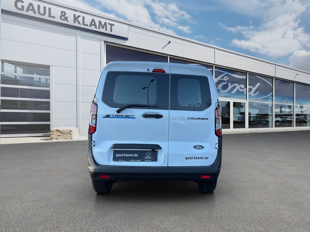 Ford Tourneo 2025