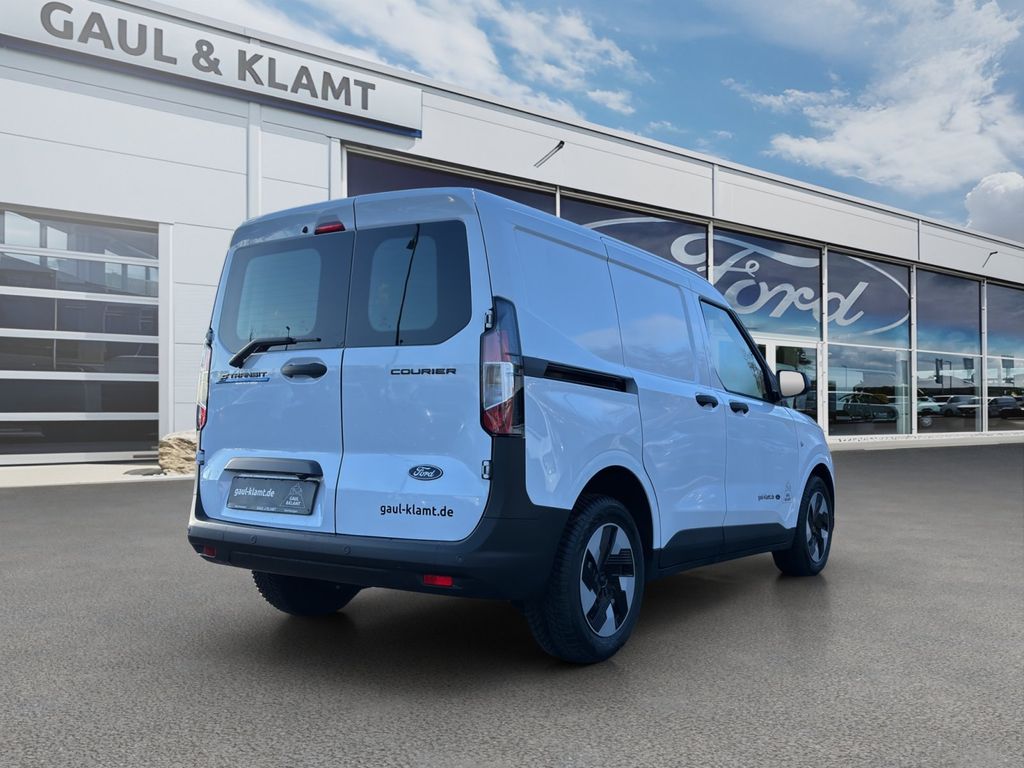 Ford Tourneo 2025