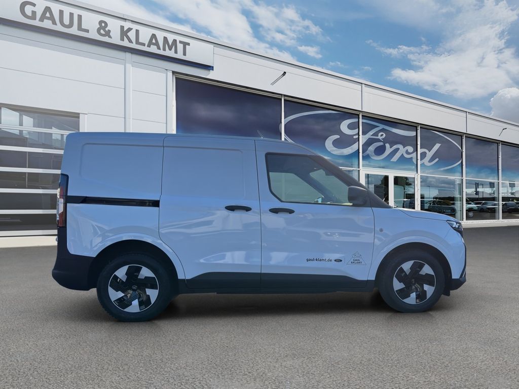 Ford Tourneo 2025