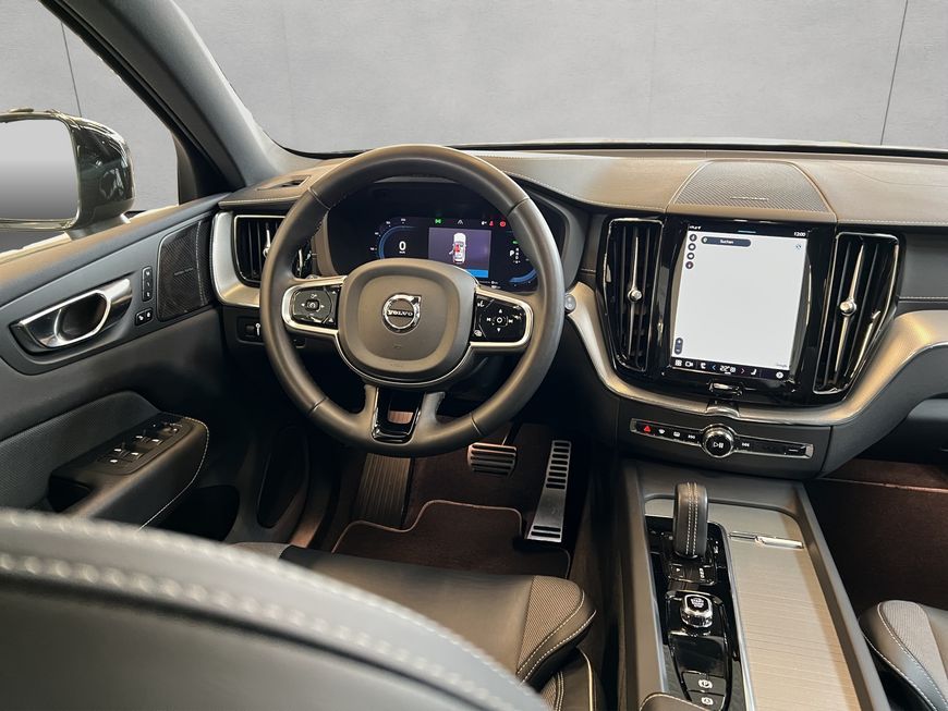 Volvo XC60 2022
