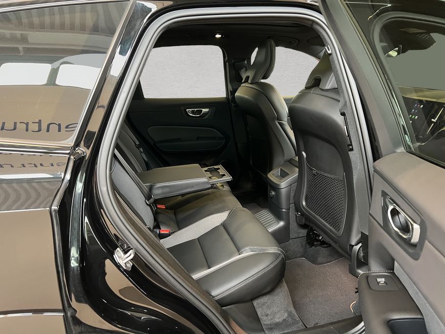 Volvo XC60 2022