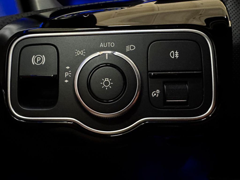 Mercedes-Benz A 250 2024