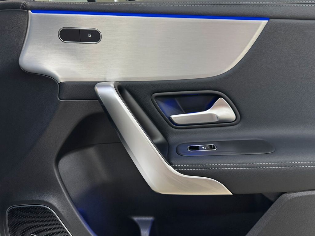 Mercedes-Benz A 250 2024