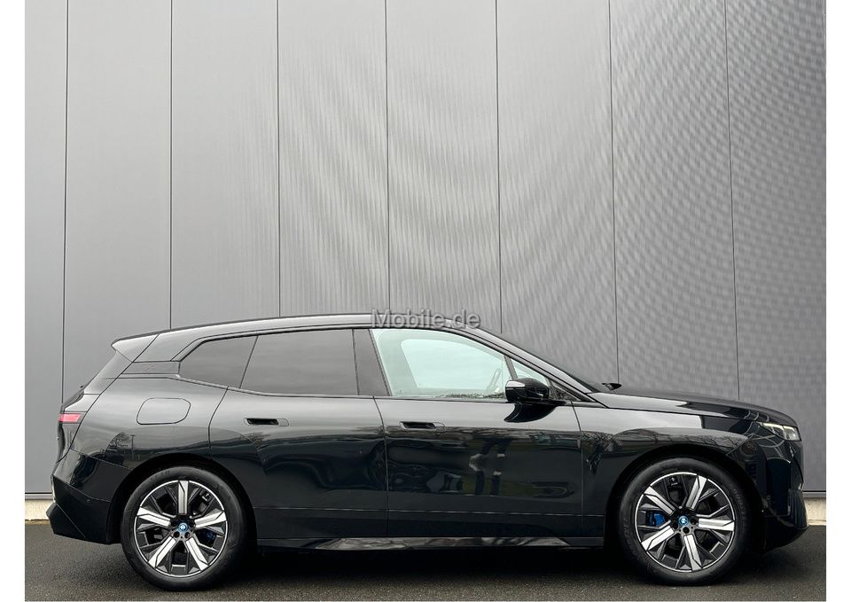 BMW iX 2022