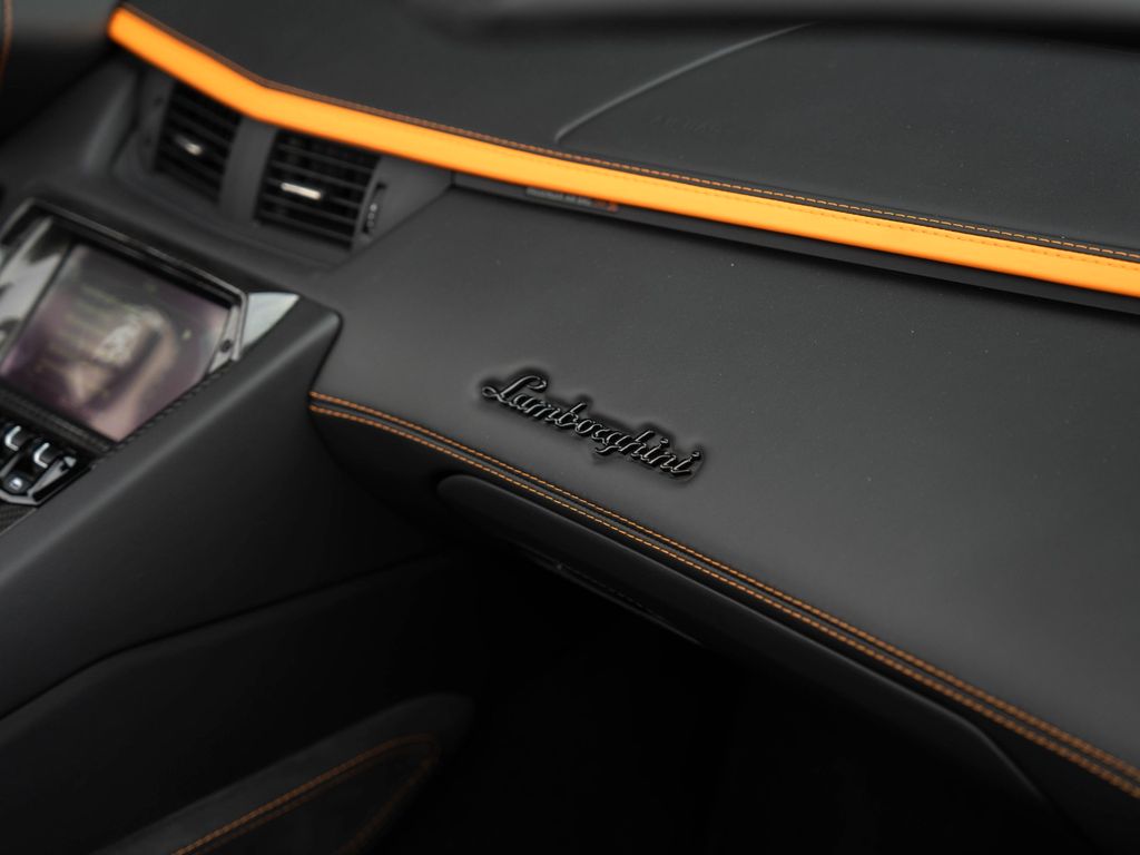 Lamborghini Aventador 2018