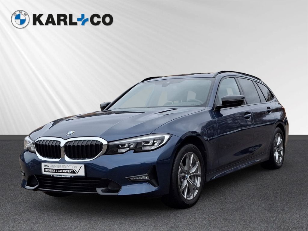 BMW 330 2021