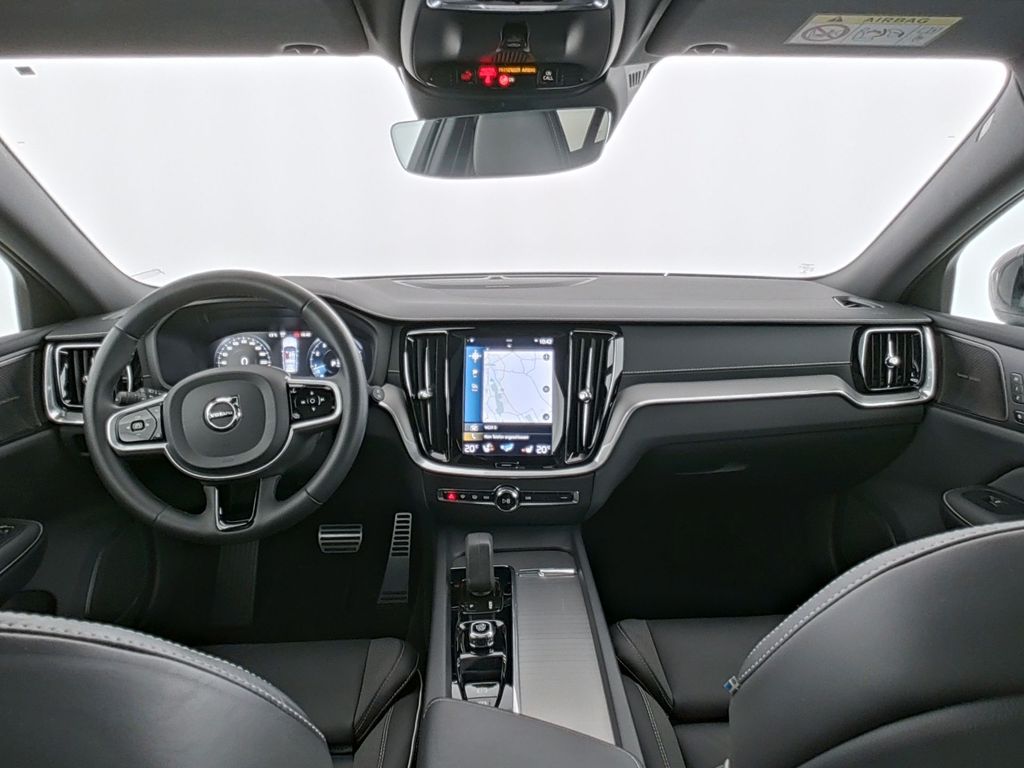 Volvo V60 2022