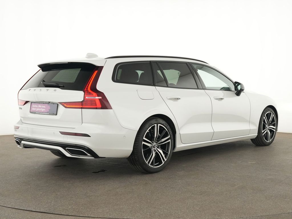 Volvo V60 2022