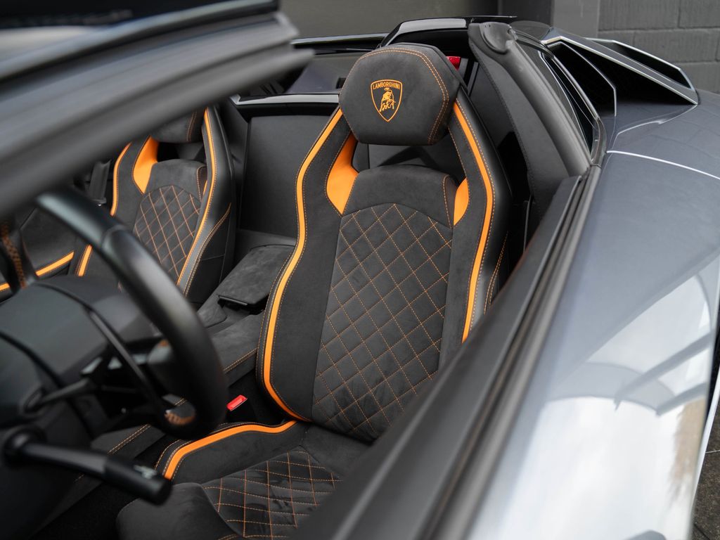 Lamborghini Aventador 2018