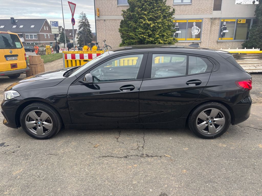 BMW 116 2021