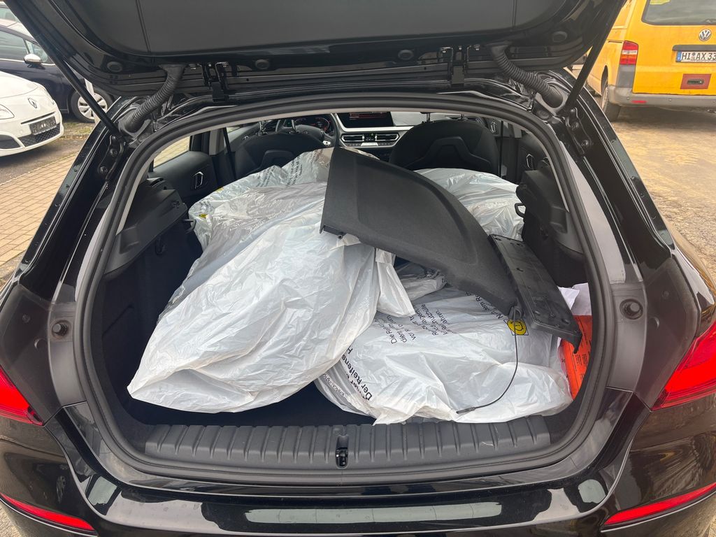 BMW 116 2021