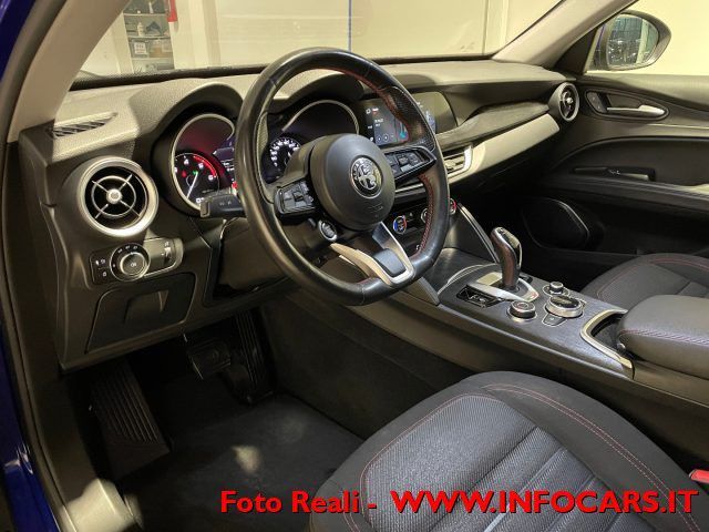 Alfa Romeo Stelvio 2021