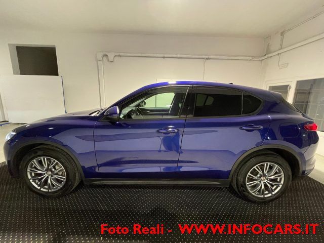 Alfa Romeo Stelvio 2021