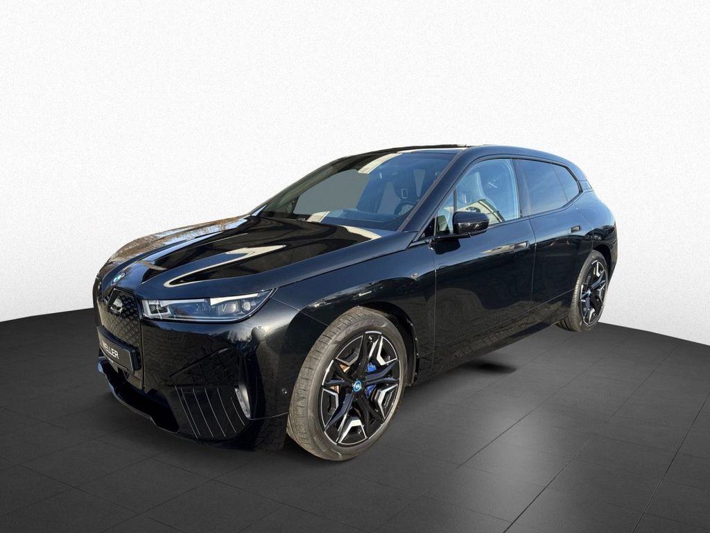 BMW iX 2023