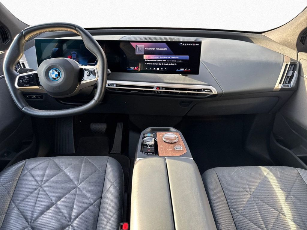 BMW iX 2023