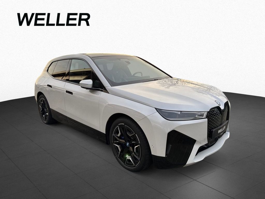 BMW iX 2023