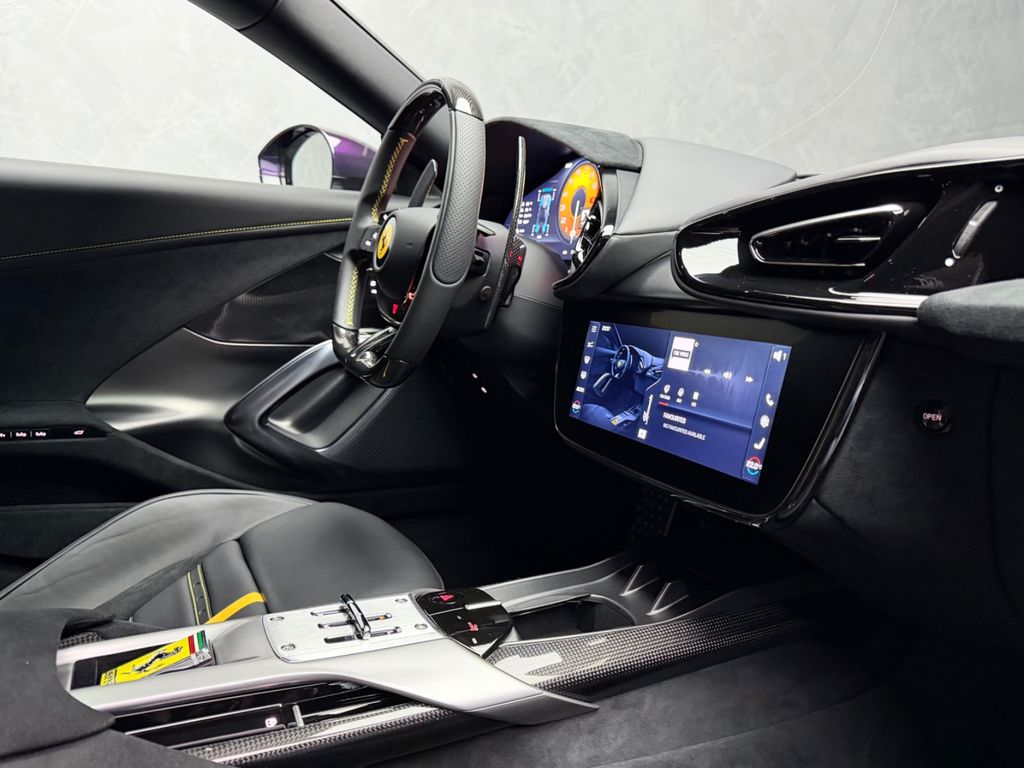 Ferrari 12Cilindri 2025