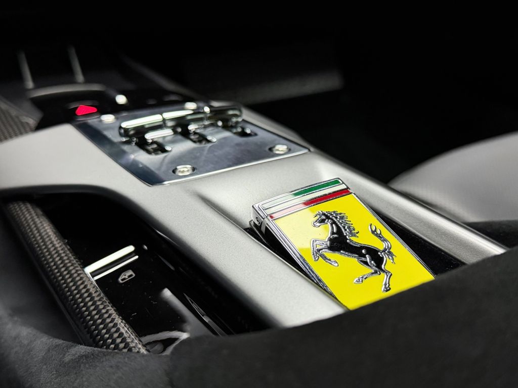 Ferrari 12Cilindri 2025
