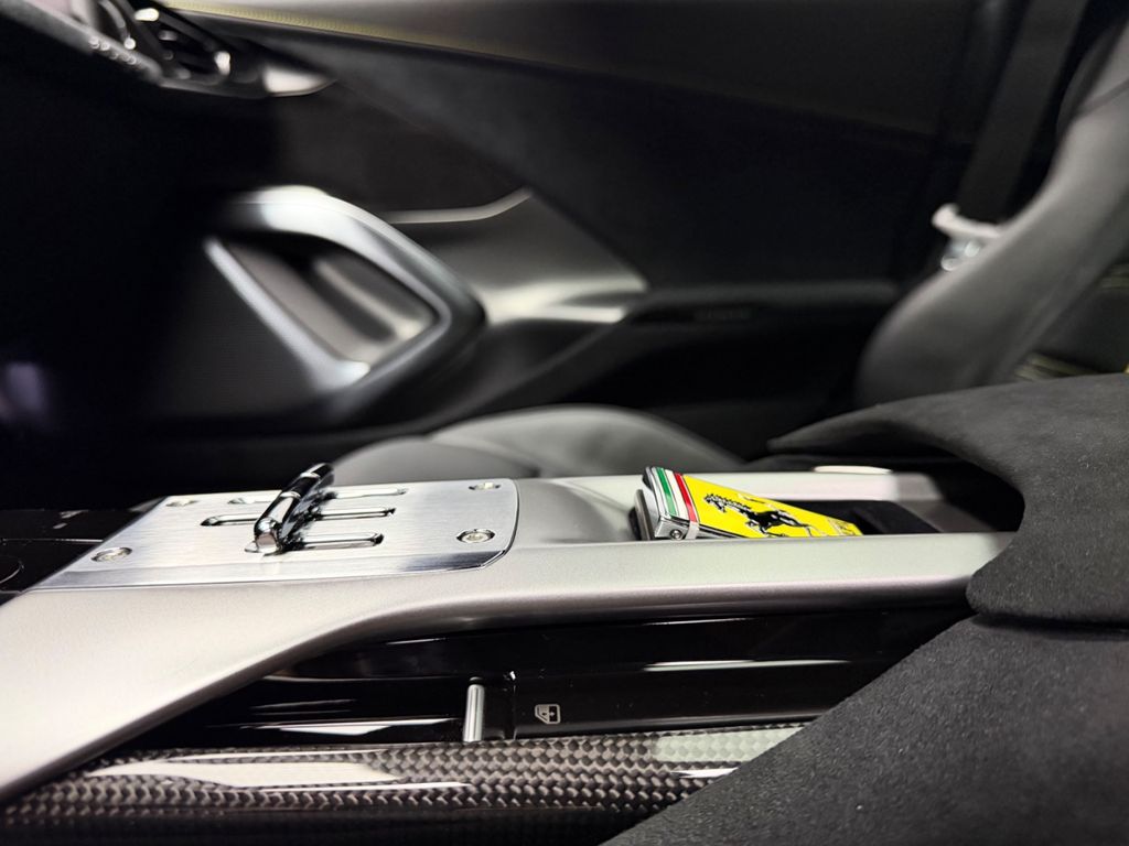 Ferrari 12Cilindri 2025