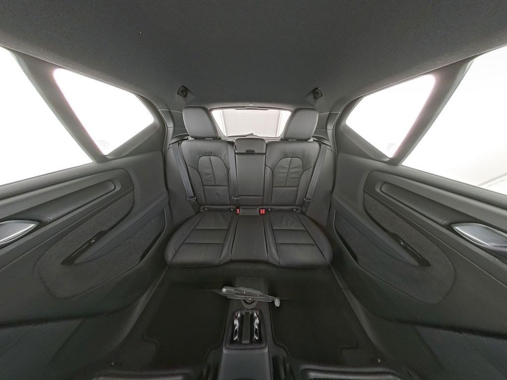 Volvo XC40 2021