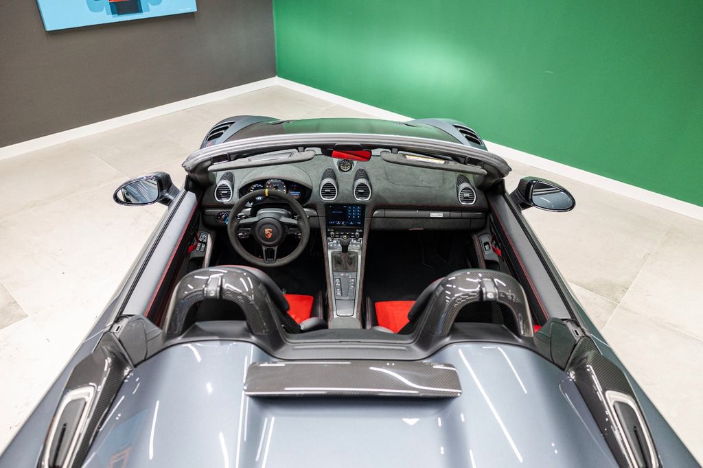 Porsche Boxster 2025