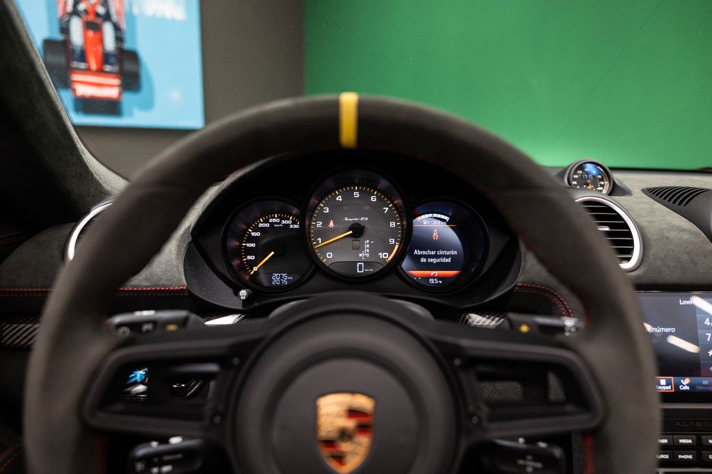 Porsche Boxster 2025