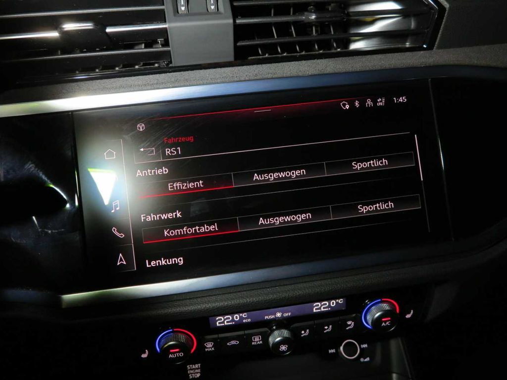Audi RSQ3 2024