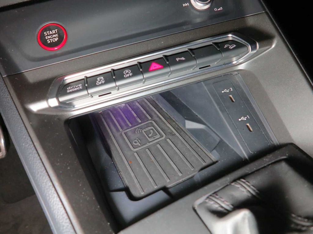Audi RSQ3 2024