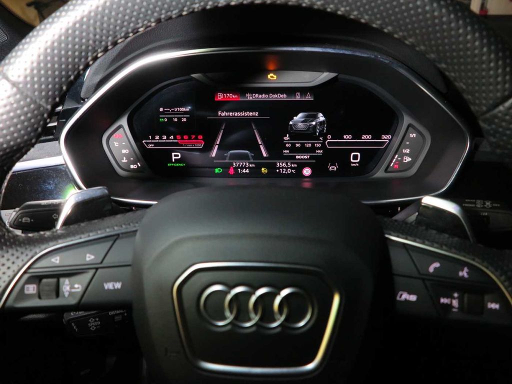 Audi RSQ3 2024