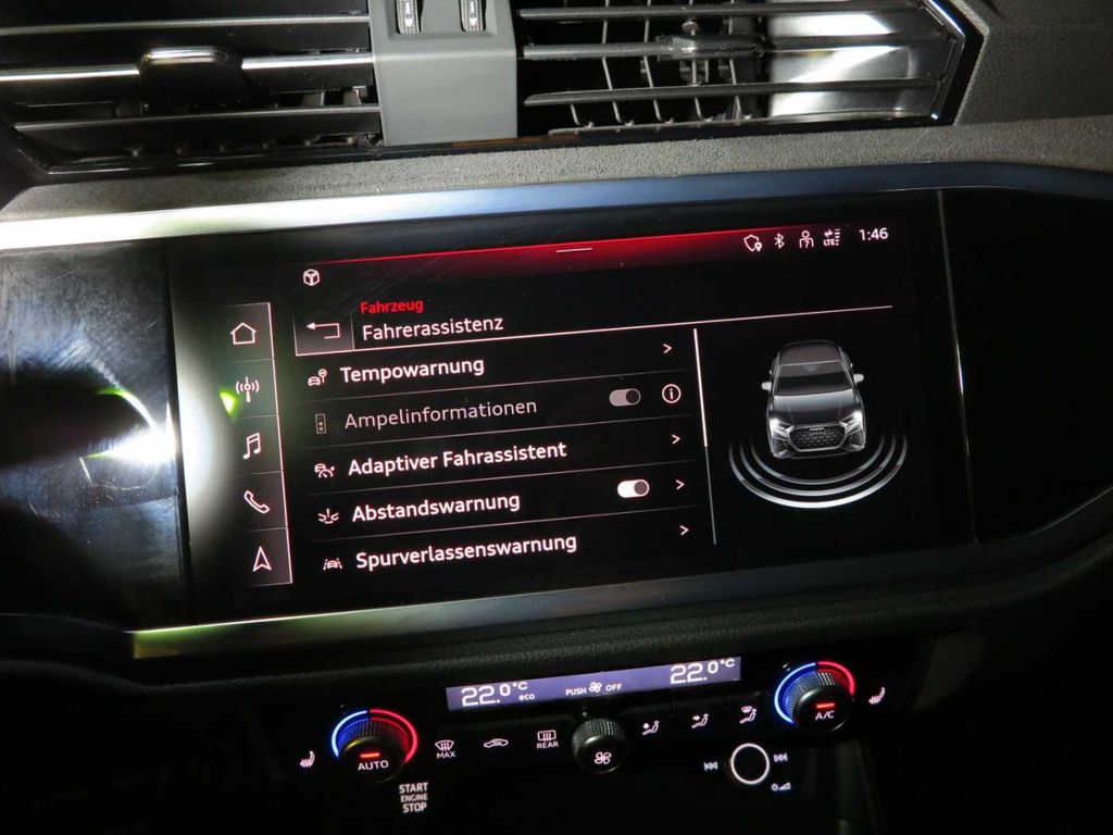Audi RSQ3 2024