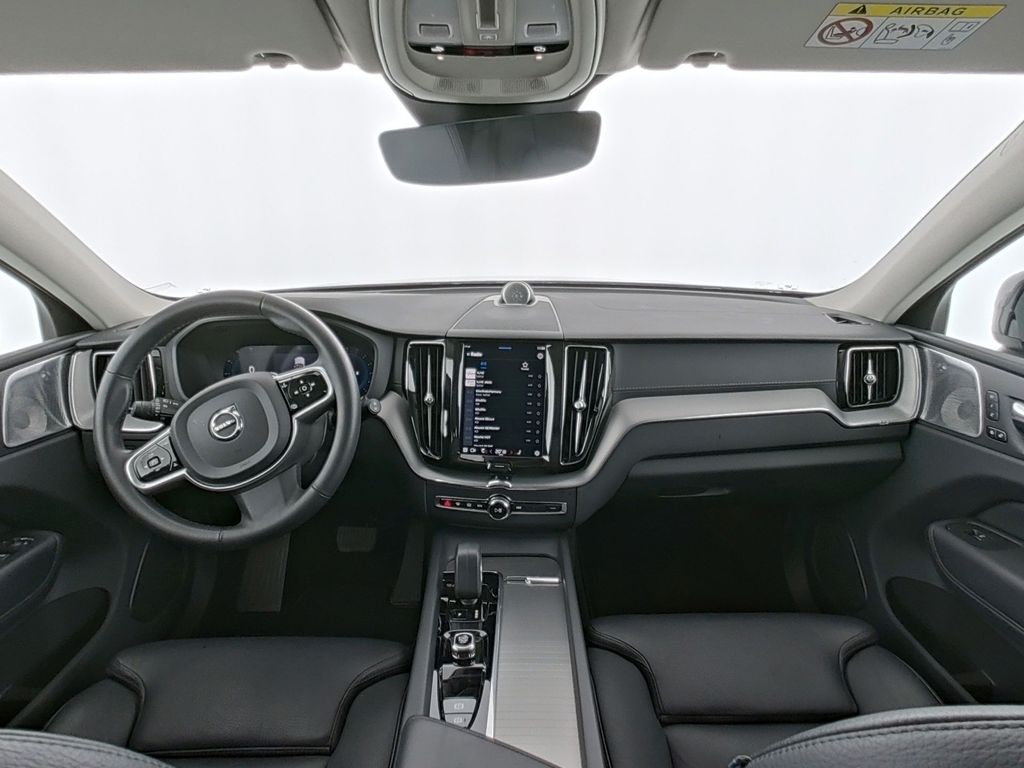 Volvo XC60 2022